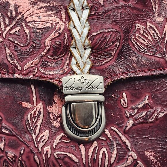 Patricia Nash Bianco Red Floral Convertible Wristlet Crossbody Bag - Picture 5 of 12